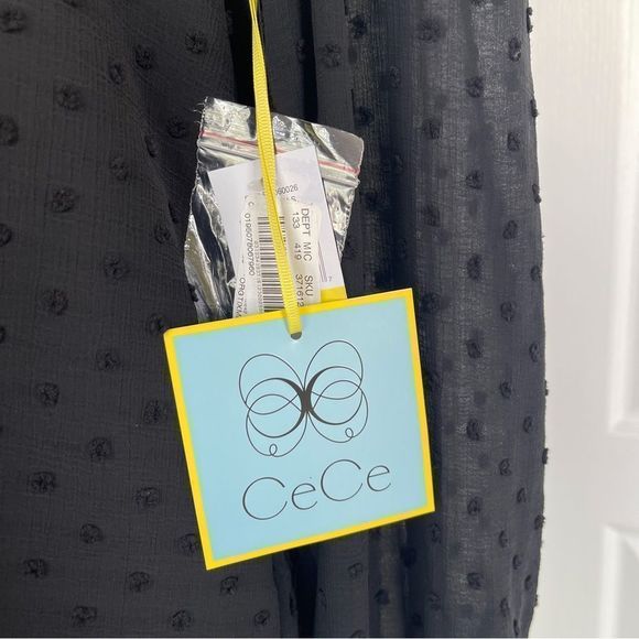 Cece NWT Medium Black Poka Dot Texture Layered Ruffled V-Neck Blouse Button Cuff - Picture 11 of 13